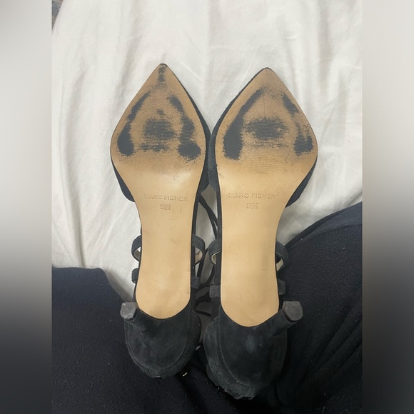 Marc Fisher Suede Pumps - Picture 7 of 9
